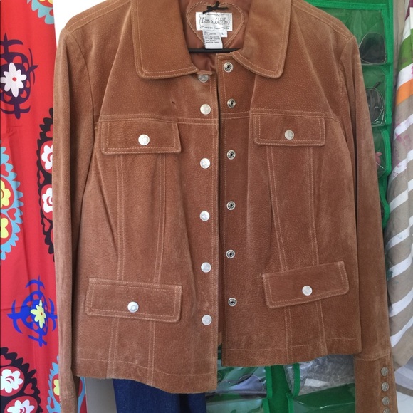 Brown suede jacket with snap buttons - Picture 12 of 12